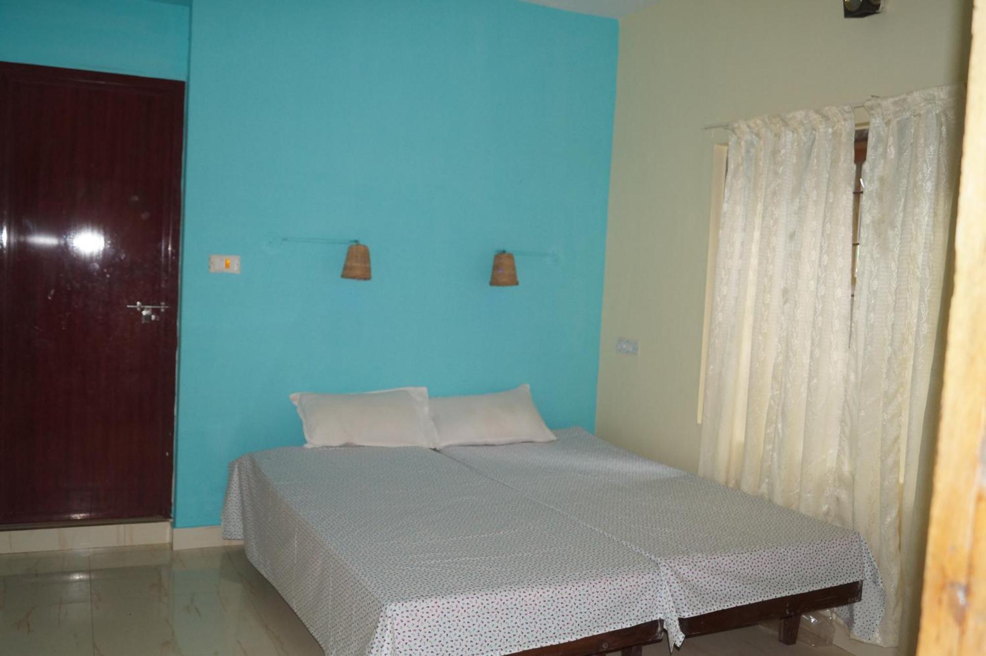 טקאדי Jungleparadiso Homestay מראה חיצוני תמונה